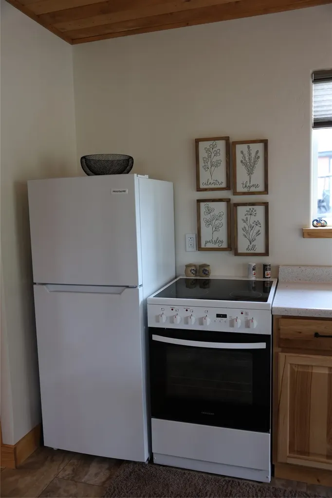 82 Salmon Drive Rexford MT 59930