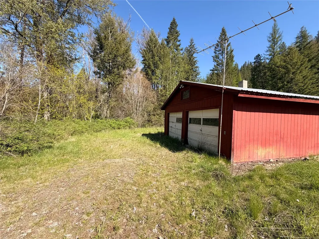 43 Star Road Troy MT 59935