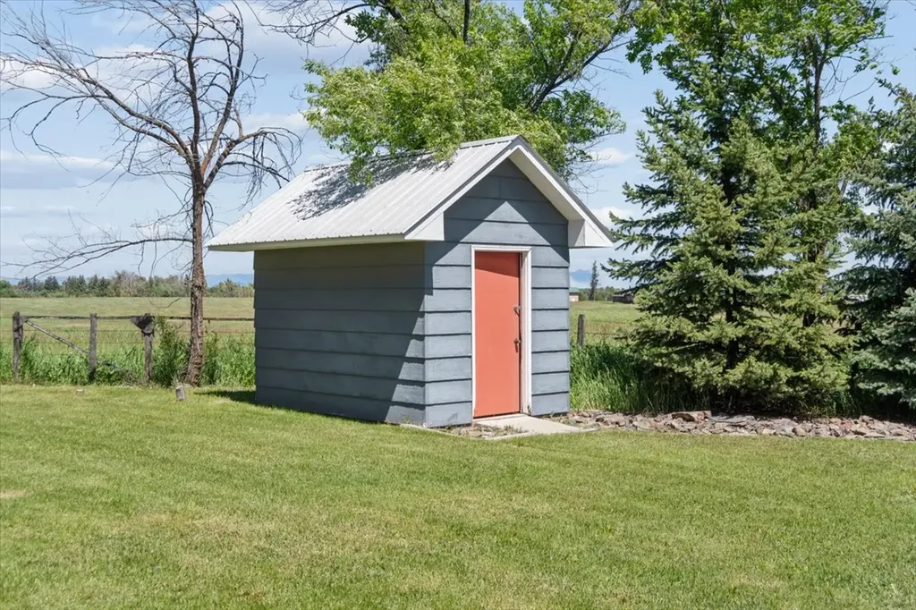 425 Snowline Lane Kalispell MT 59901