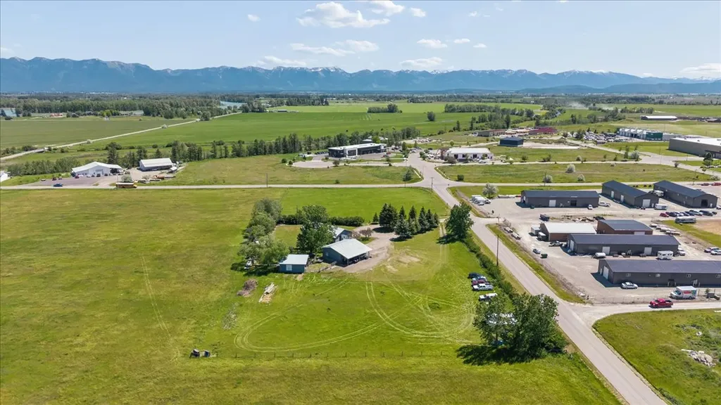 425 Snowline Lane Kalispell MT 59901