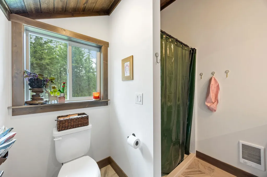 160 Dagger Drive Eureka MT 59917