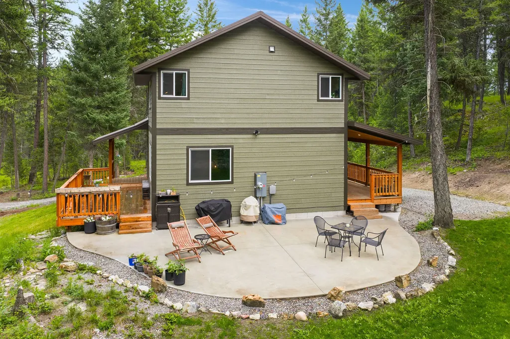 160 Dagger Drive Eureka MT 59917