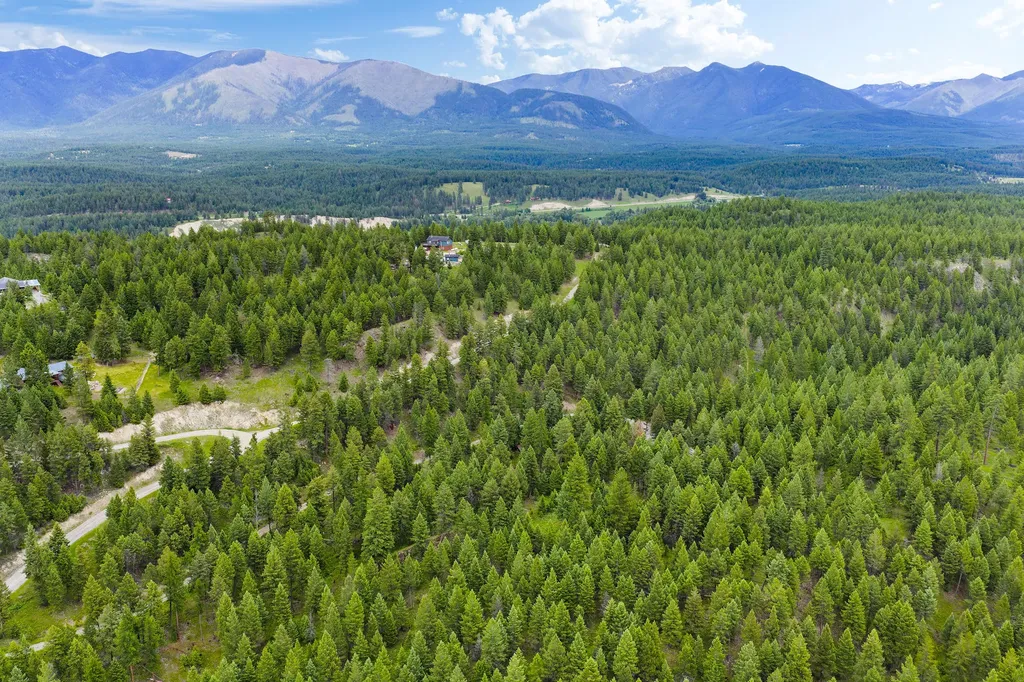 160 Dagger Drive Eureka MT 59917