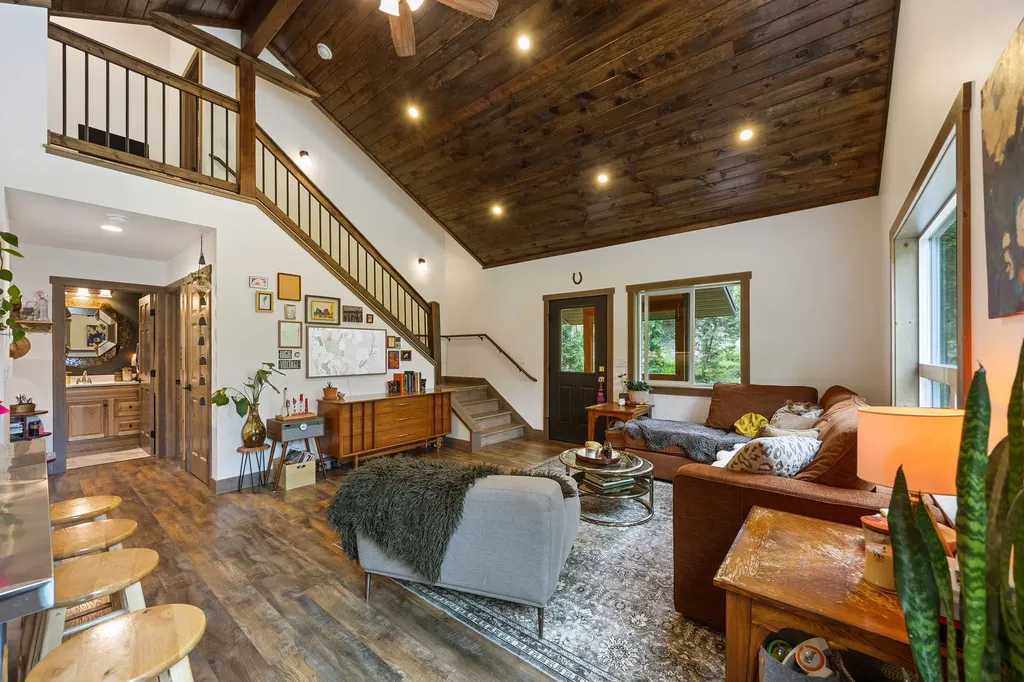 160 Dagger Drive Eureka MT 59917