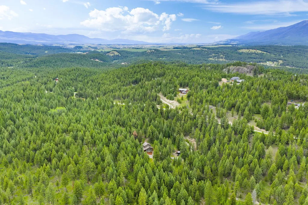 160 Dagger Drive Eureka MT 59917