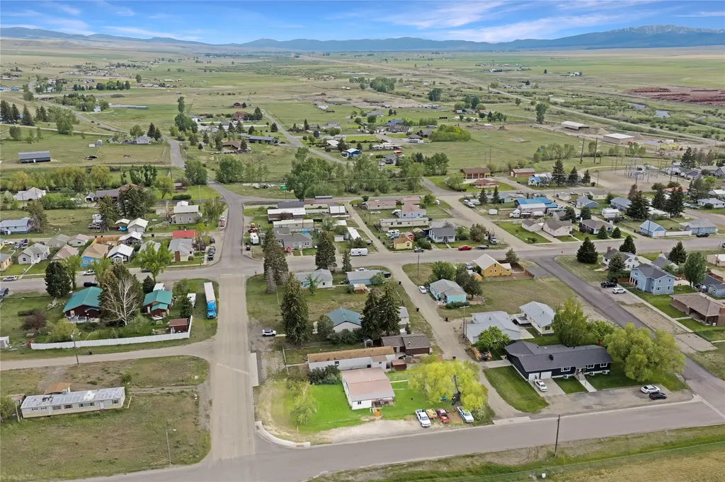 624 Maryland Avenue Deer Lodge MT 59722