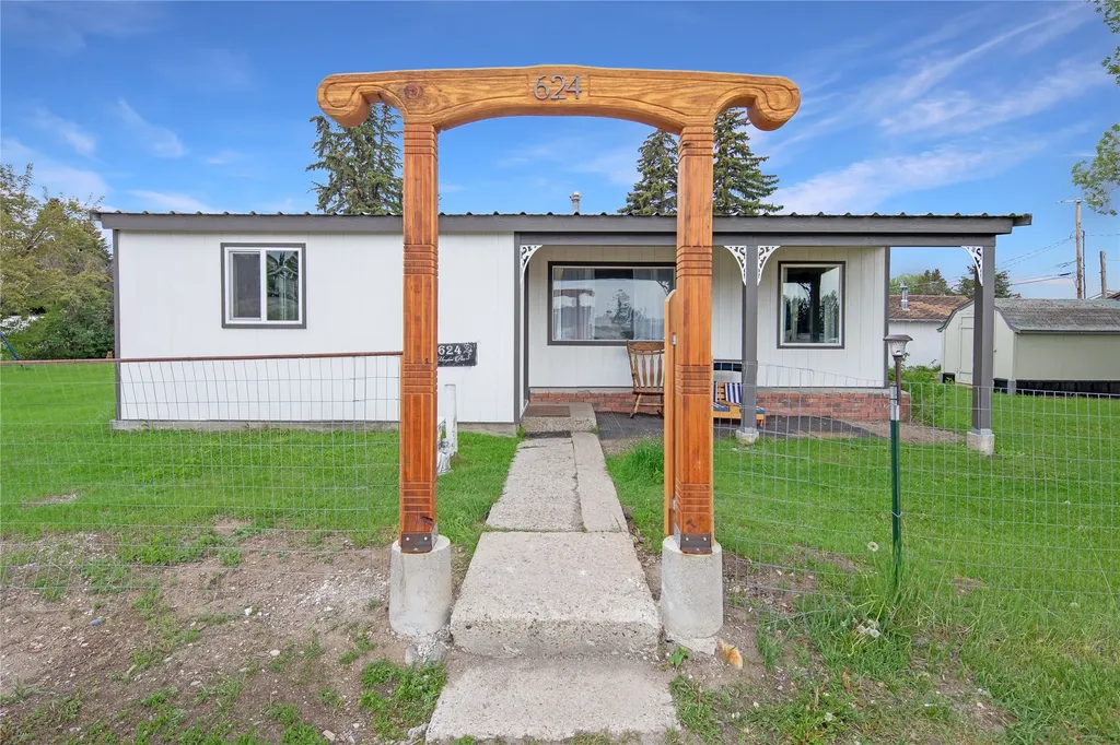 624 Maryland Avenue Deer Lodge MT 59722