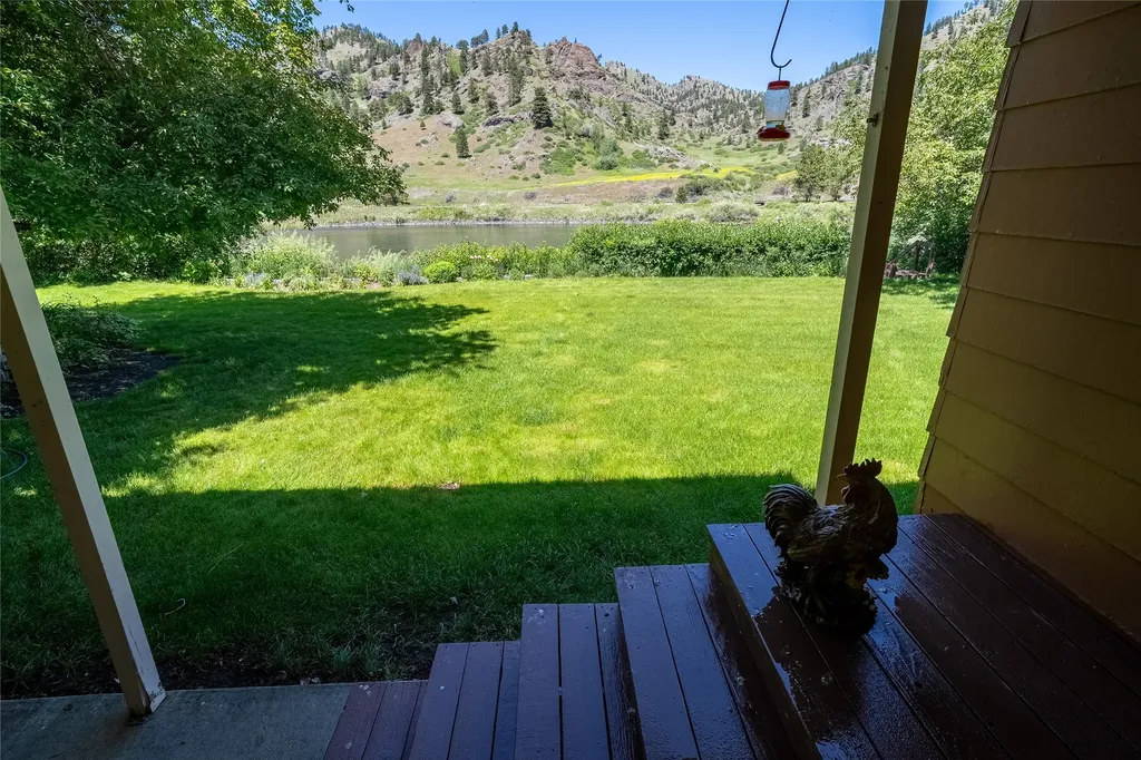 2792 Old Us Highway 91 Cascade MT 59421