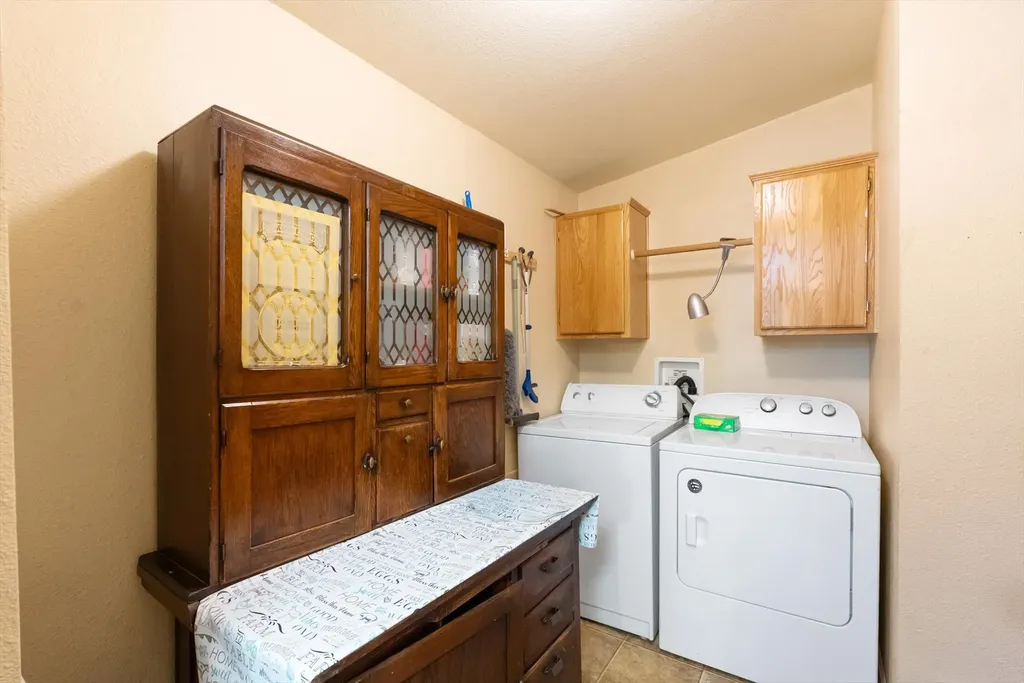 41088 Double Tree Lane Polson MT 59860