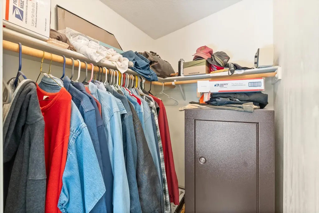 41088 Double Tree Lane Polson MT 59860