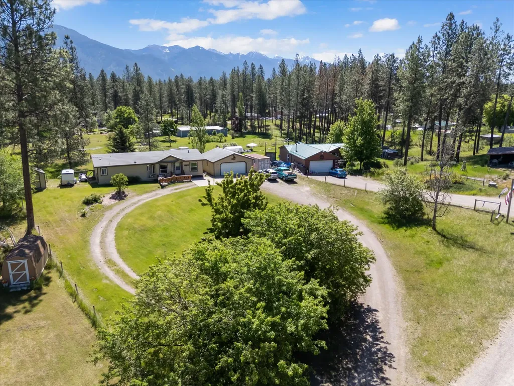 41088 Double Tree Lane Polson MT 59860
