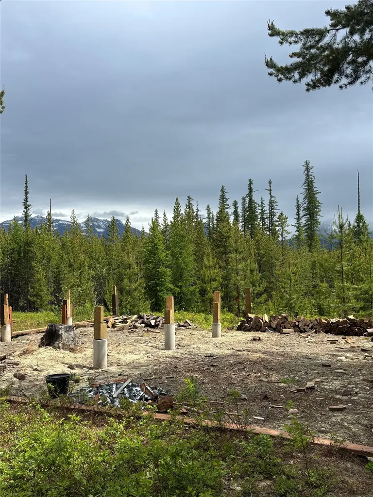 11532 North Fork Road Polebridge MT 59928