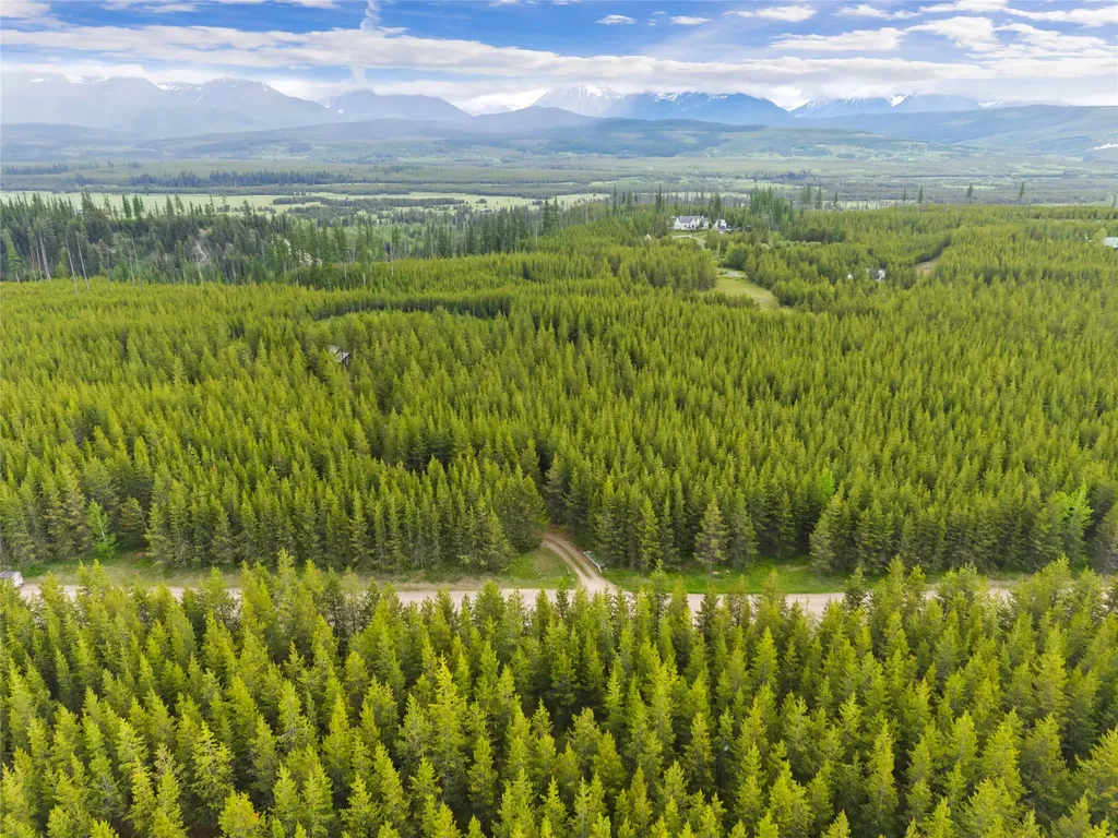11532 North Fork Road Polebridge MT 59928