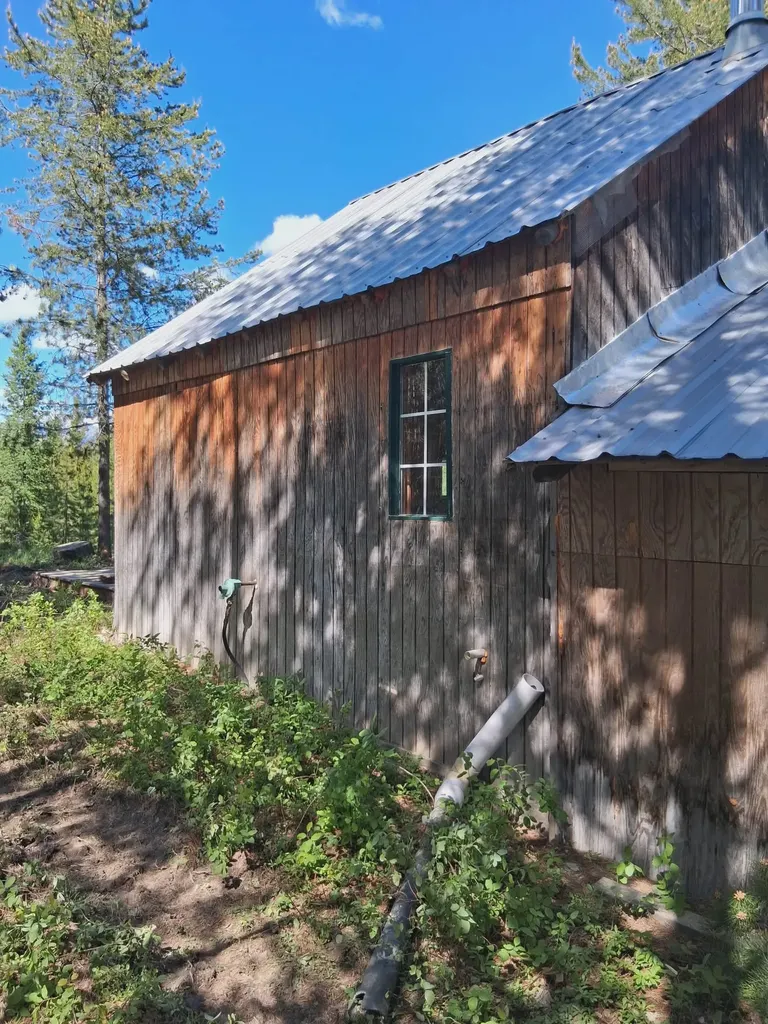 11532 North Fork Road Polebridge MT 59928