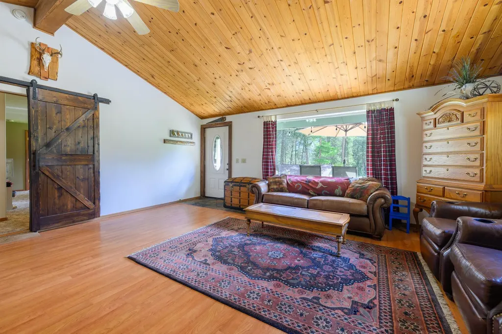 700 Pomeroy Trail Eureka MT 59917