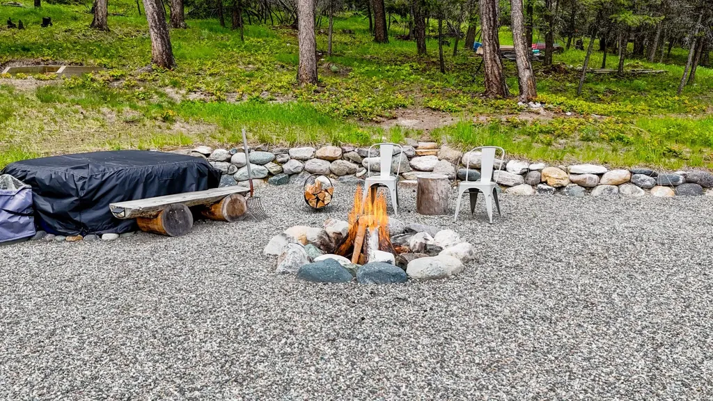 700 Pomeroy Trail Eureka MT 59917