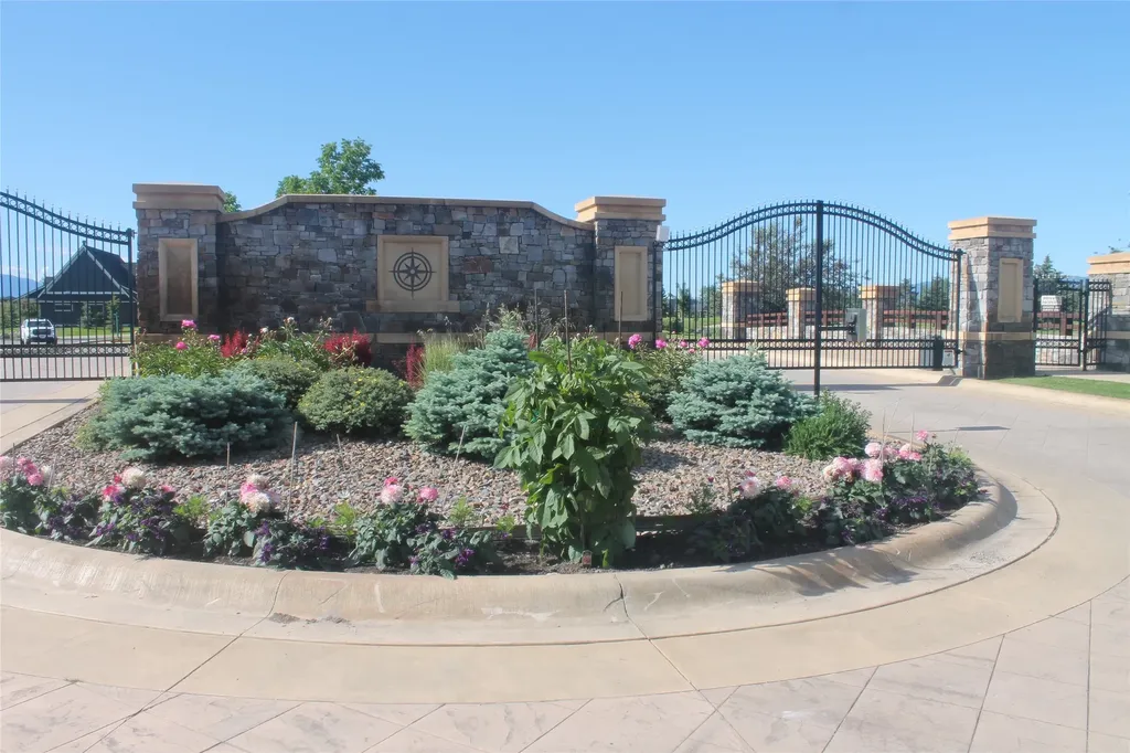 21 Lake Pointe Court Bigfork MT 59911