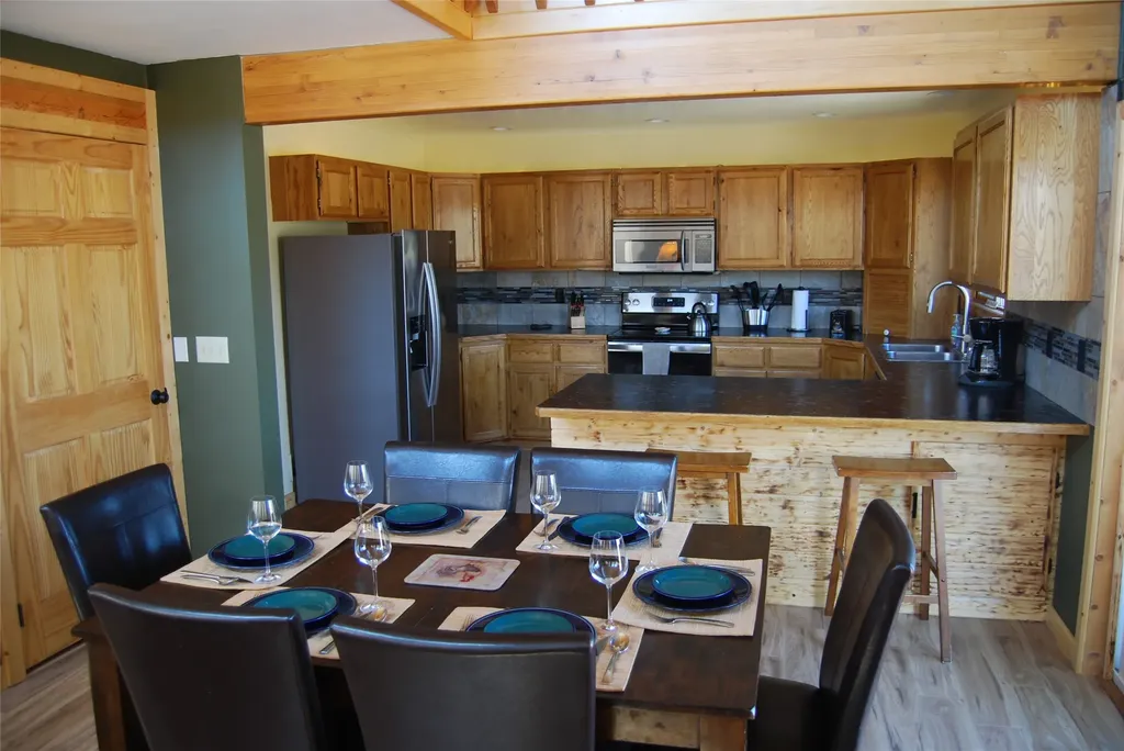 935 Moon Shadow Lane Stevensville MT 59870