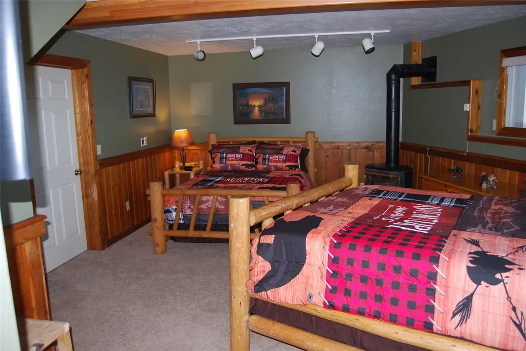 935 Moon Shadow Lane Stevensville MT 59870