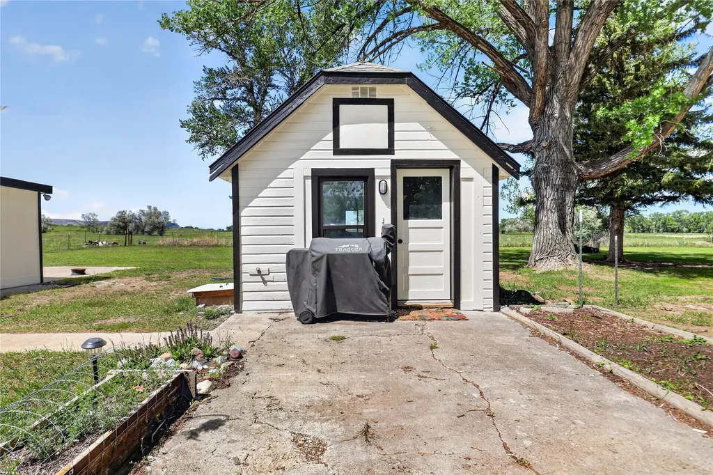 48 Sun River Cascade Road Sun River MT 59483