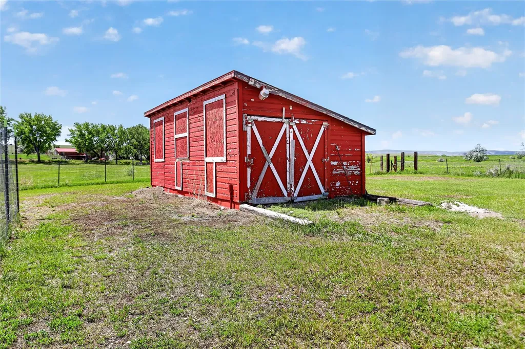 48 Sun River Cascade Road Sun River MT 59483