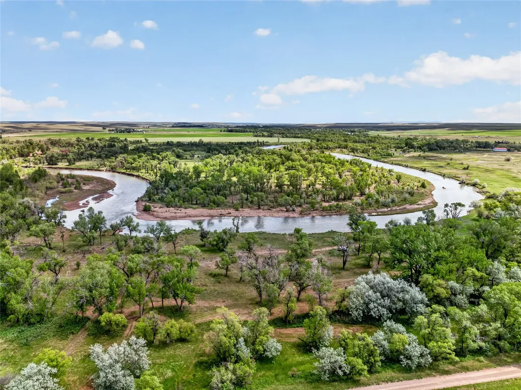 48 Sun River Cascade Road Sun River MT 59483