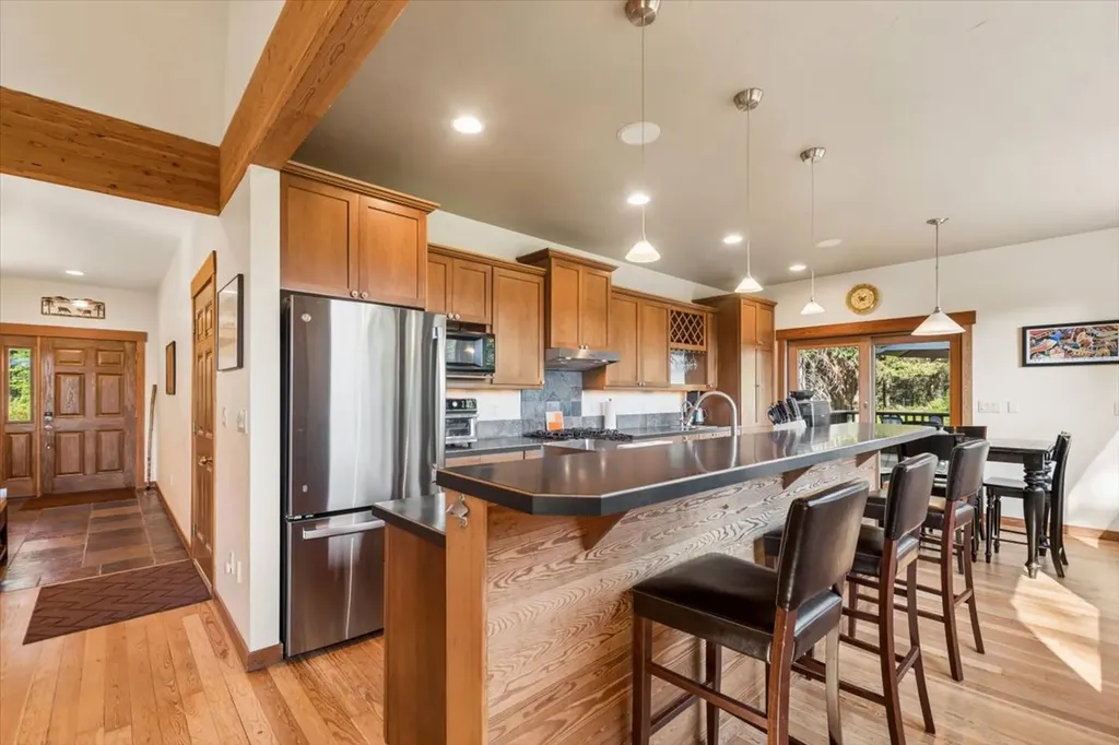 901 Twin Lakes Road Whitefish MT 59937