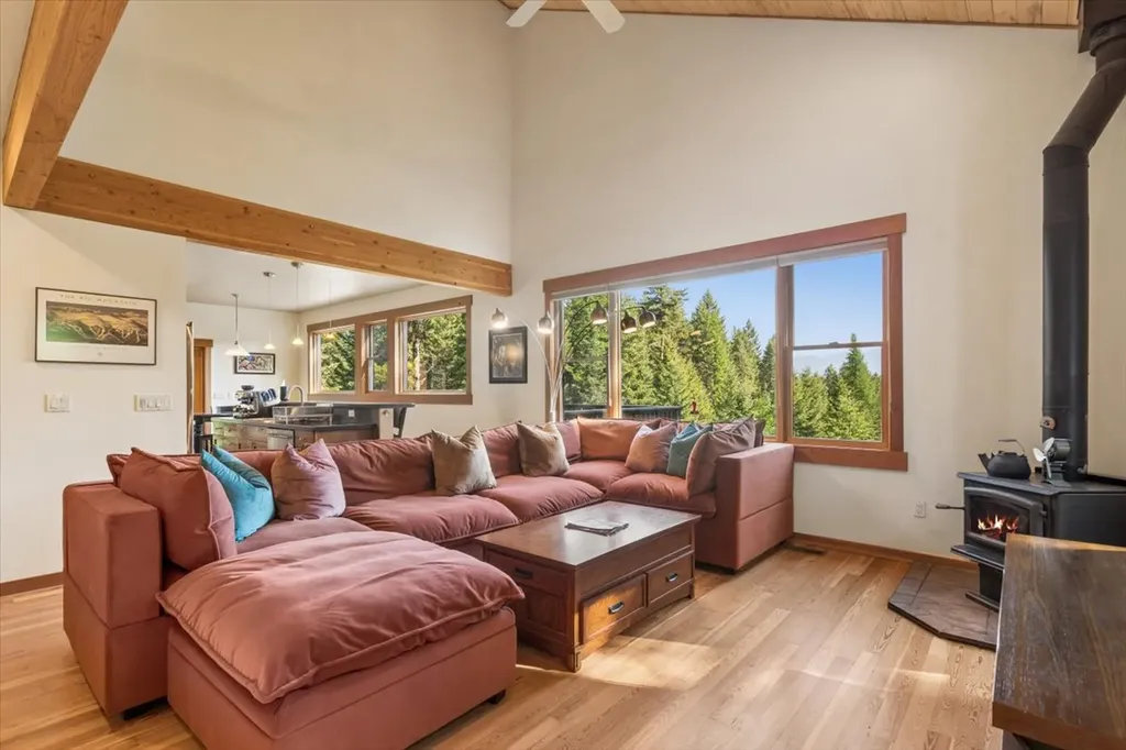 901 Twin Lakes Road Whitefish MT 59937