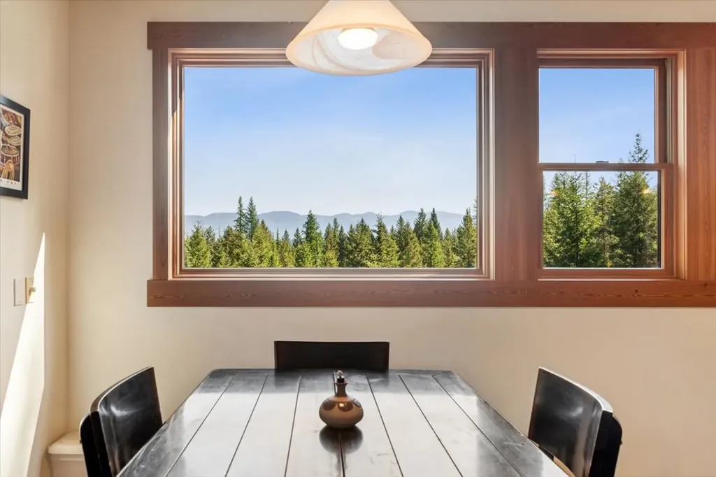 901 Twin Lakes Road Whitefish MT 59937