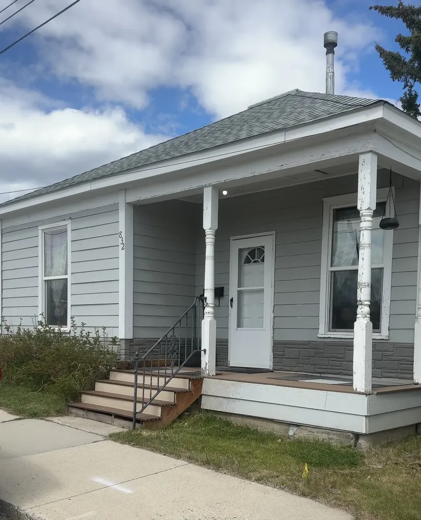 832 Emma Street Butte MT 59701