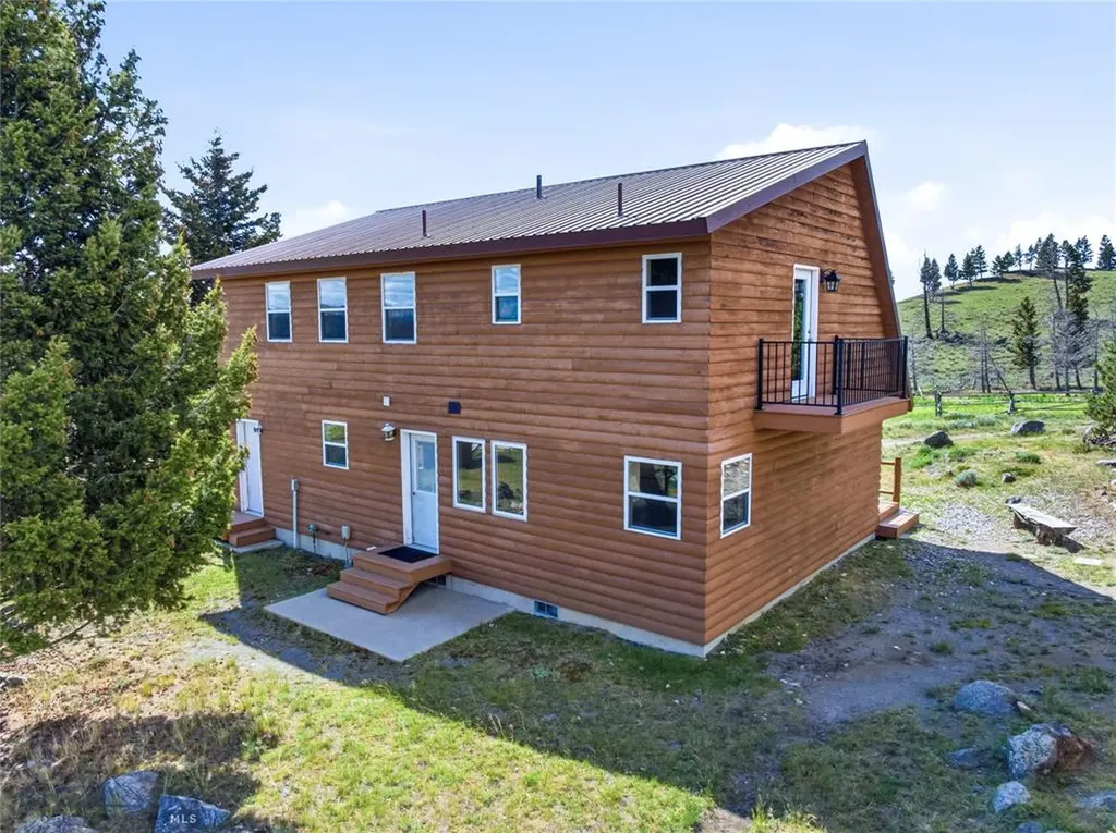 86 Horseshoe Trail Whitehall MT 59759