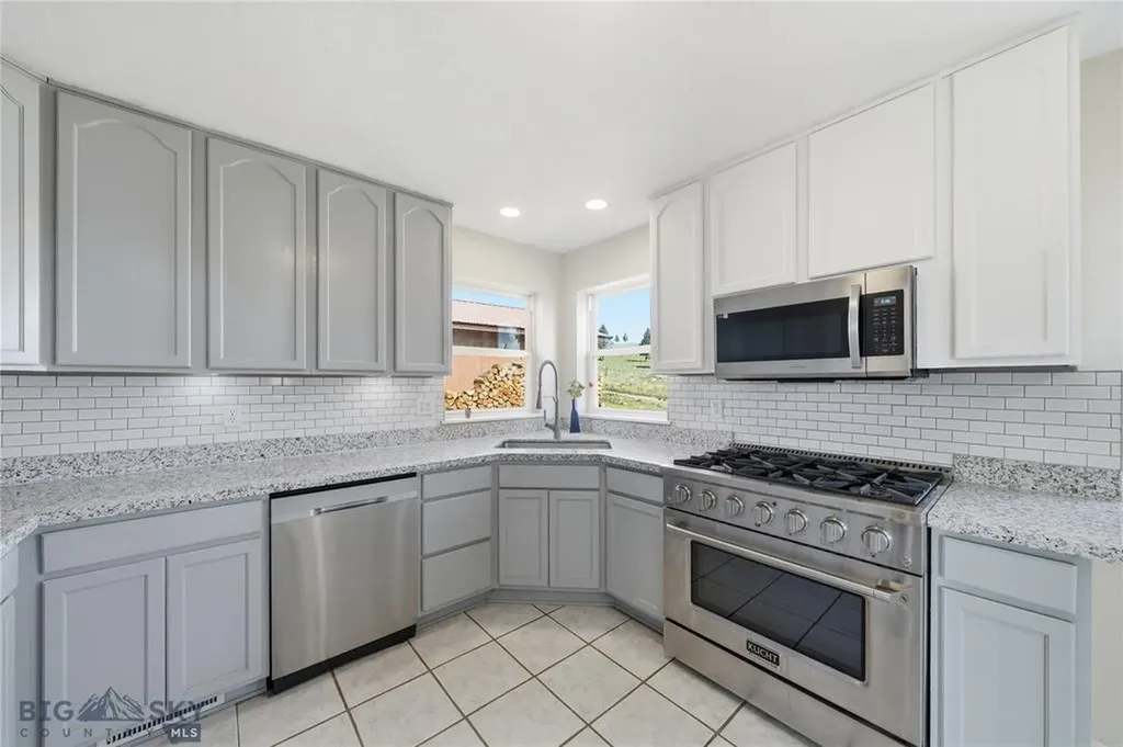 86 Horseshoe Trail Whitehall MT 59759