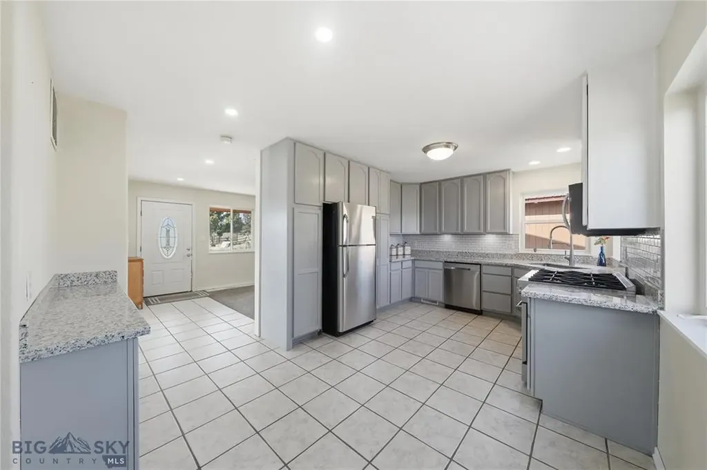 86 Horseshoe Trail Whitehall MT 59759