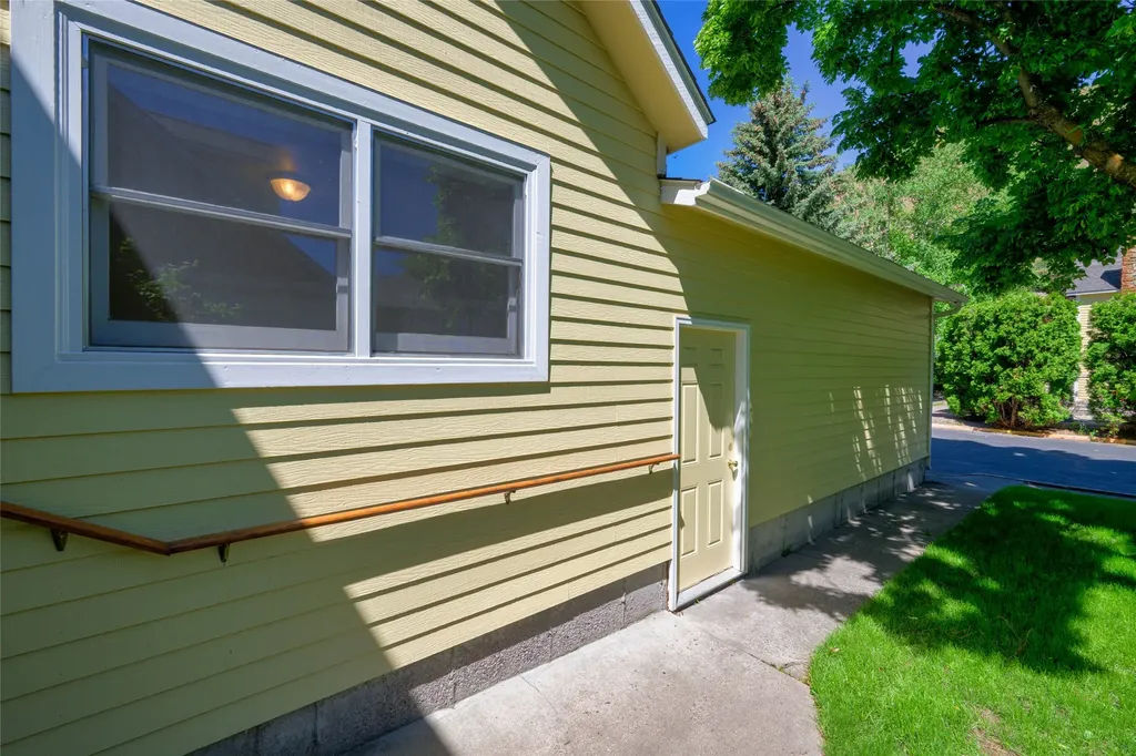 1873 E Broadway Street Missoula MT 59802