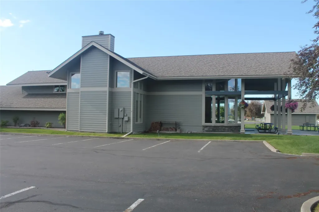 A-34 Eagle Bend Yacht Harbor Bigfork MT 59911
