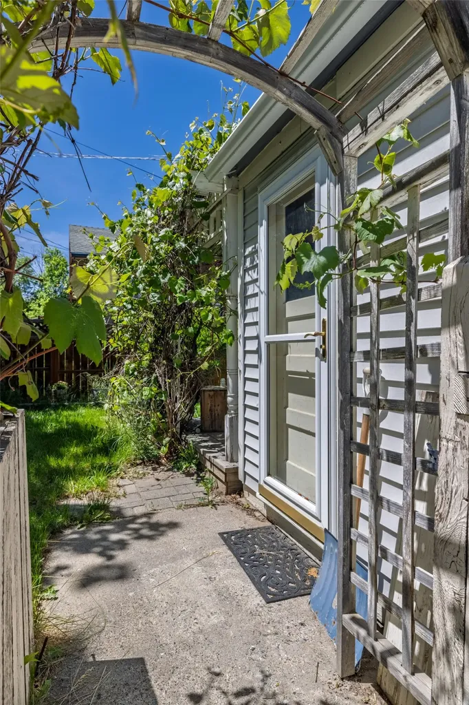 725 Breckenridge Street Helena MT 59601
