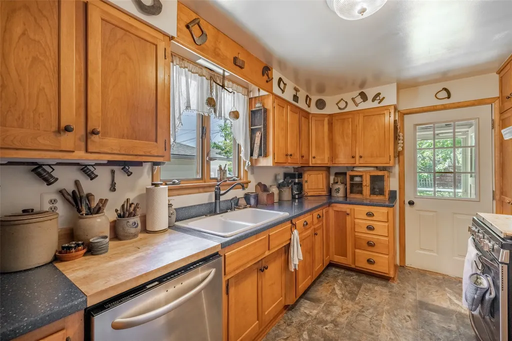 725 Breckenridge Street Helena MT 59601