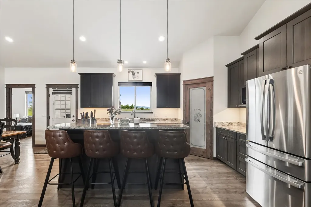 1129 Mackinaw Loop Somers MT 59932