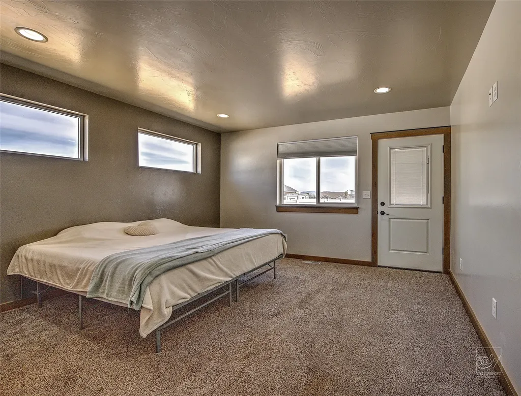 3836 Highwood Road East Helena MT 59635