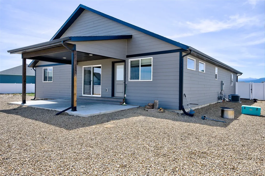 3836 Highwood Road East Helena MT 59635