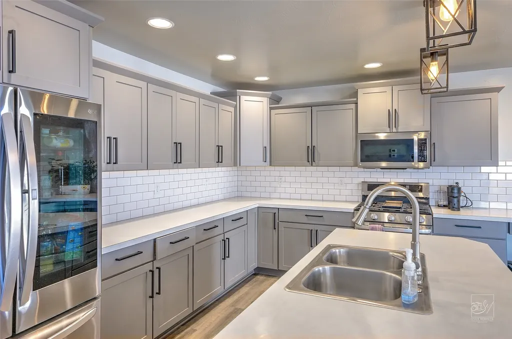 3836 Highwood Road East Helena MT 59635