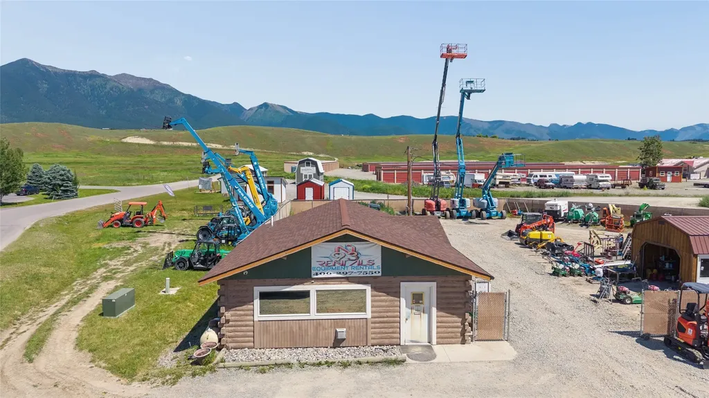 1174 Us Highway 93 N Eureka MT 59917