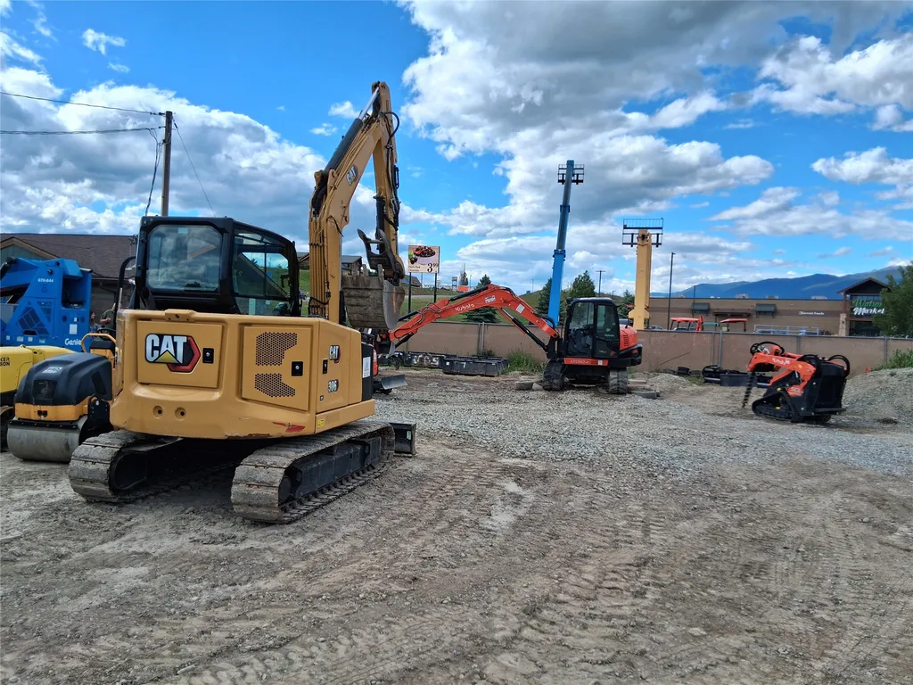 1174 Us Highway 93 N Eureka MT 59917