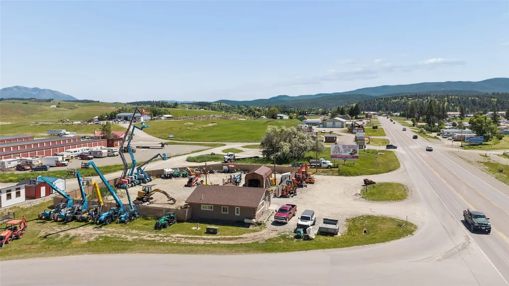 1174 Us Highway 93 N Eureka MT 59917