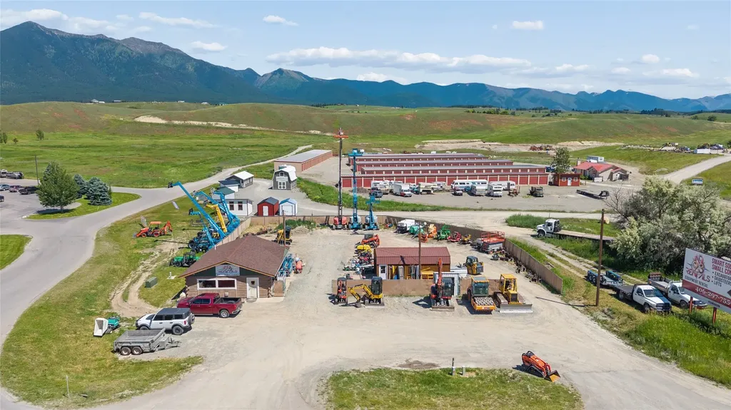 1174 Us Highway 93 N Eureka MT 59917