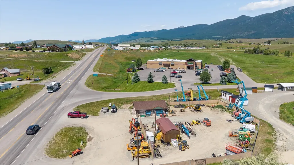 1174 Us Highway 93 N Eureka MT 59917