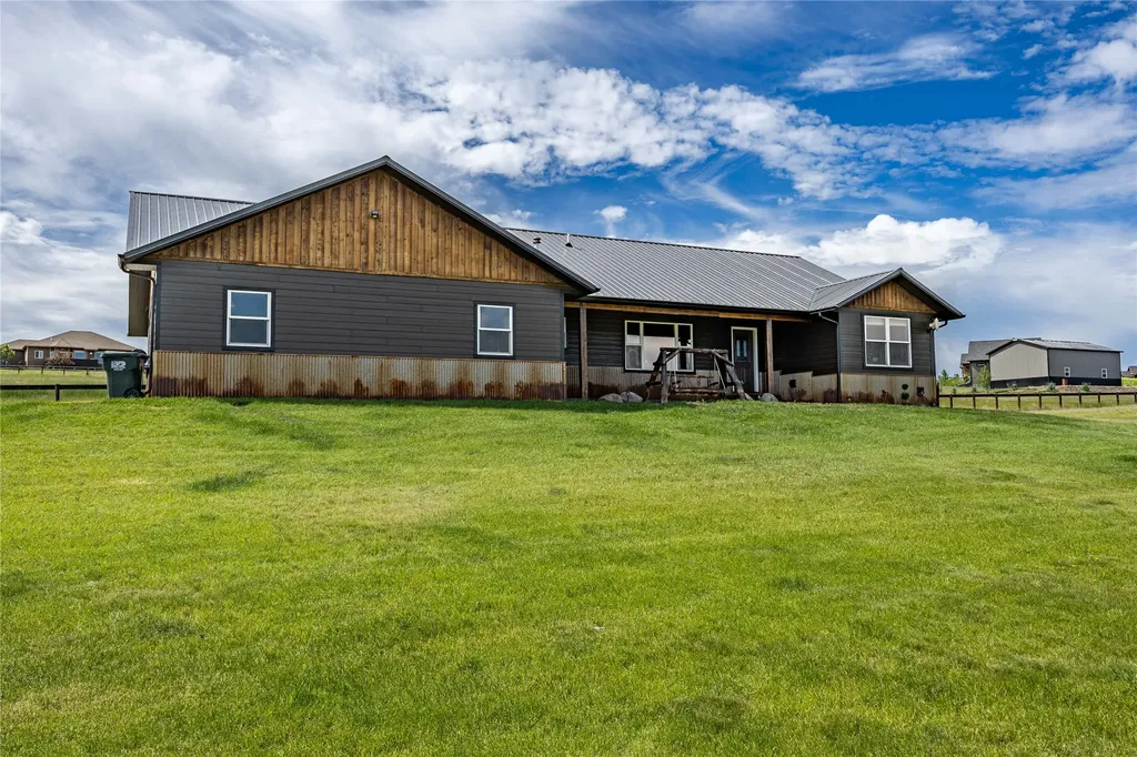 1067 Molly Joanne Lane Florence MT 59833
