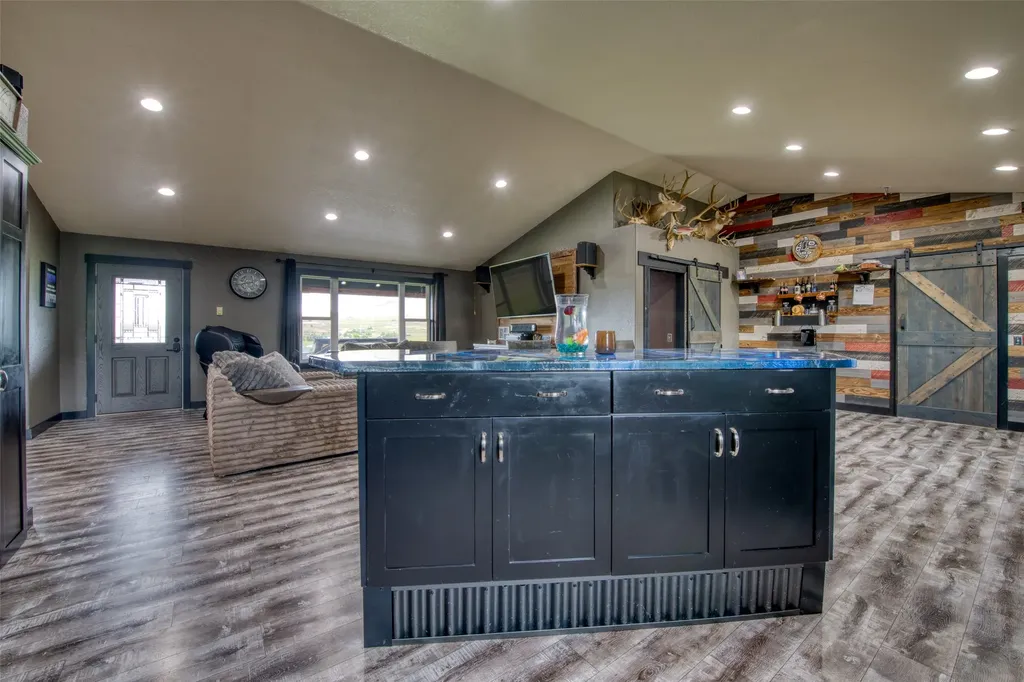 1067 Molly Joanne Lane Florence MT 59833