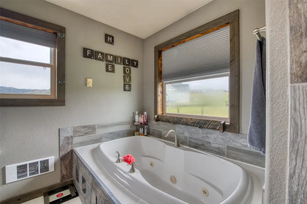 1067 Molly Joanne Lane Florence MT 59833
