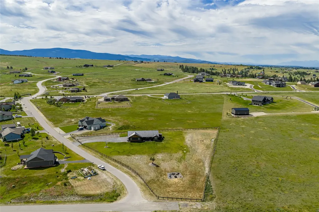 1067 Molly Joanne Lane Florence MT 59833